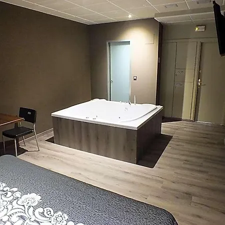 Abedules Motel 2*